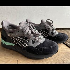 Women’s ASICS Gel-Lyte V 5 “Black Teal” H661L, Size 6.5